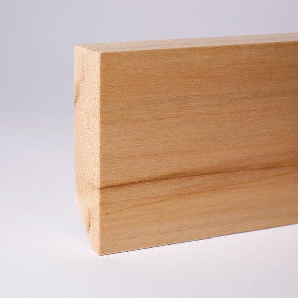 Vierkant Massivholz-Sockelleiste 60mm - Ahorn gelackt